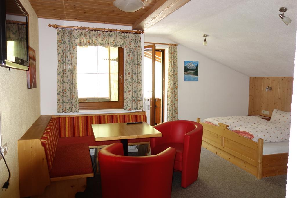 Ferienhaus Inge Sankt Leonhard im Pitztal Buitenkant foto
