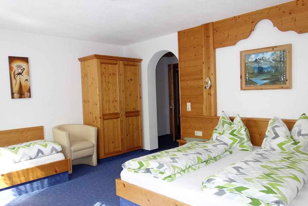 Ferienhaus Inge Sankt Leonhard im Pitztal Buitenkant foto