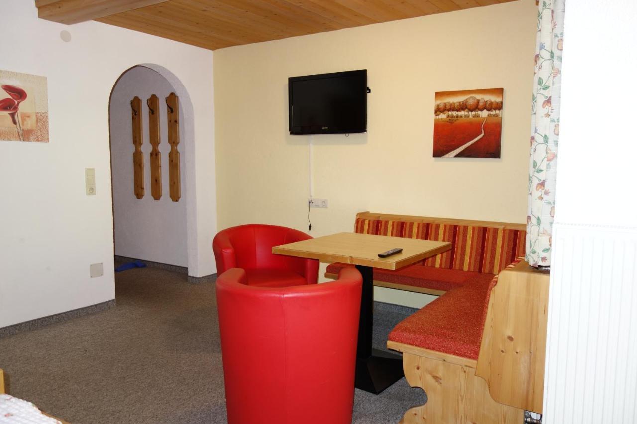 Ferienhaus Inge Sankt Leonhard im Pitztal Buitenkant foto